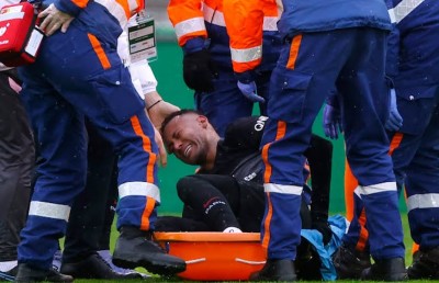 ނޭމާއަށް އަނިޔާވެ ދުވަސްތަކަކަށް ކުޅުމާ ދުރަށް