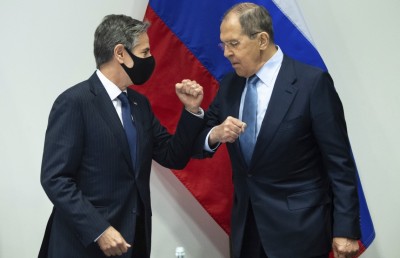 ރަޝިޔާއިން ޔުކްރޭނާ މެދު އުދުވާނީ ރޭވުންތަކެއް ރާވާ: އެމެރިކާ