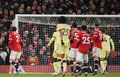 ކެރިކްގެ ފަހު މެޗުގައި ޔުނައިޓެޑުން އާސެނަލް ބަލިކޮށް، ރޮނާލްޑޯ އަށް ރެކޯޑެއް