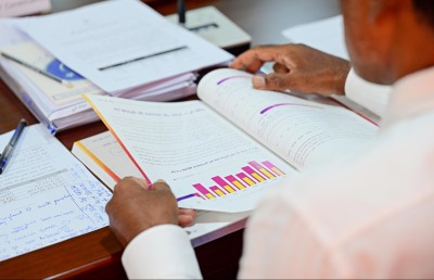 ސީދާ ދަރަނި ކުޑަކުރެވޭނެ ކަމަކަށް ނުބެލެވޭ: ފިނޭންސް މިނިސްޓްރީ