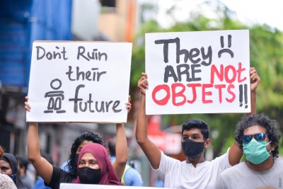 ދޮންދަރިއަކާ ބެހުނު ދޮންބައްޕަ 15 އަހަރަށް ޖަލަށް