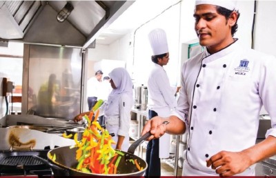 އިންޑިއާ ކަނޑުގެ އެންމެ ރަނގަޅު ކަލިނަރީ އިންސްޓިޓިއުޝަނަށް އެފްއެޗްޓީއެސް