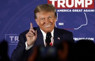 ޓްރަމްޕަށް ކުރި އިންތިހާބަށް ނުފޫޒު ފޯރުވުމުގެ ދައުވާ އަނބުރާ ގެންދަން ހުއްދަ ދީފި