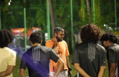 ކުރެންދޫ؛ "ގަދަކޮށްް ގަލޮޅަށް"، ފުޓްބޯޅައިގެ މުހިންމު ރަށެއްކަން ހާމަކޮށްފި