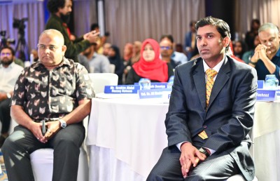 އިންޑިއާގެ މިއޮޓް ހޮސްޕިޓަލުން ރާއްޖޭގައި މަސައްކަތްކުރާ ޑޮކްޓަރުންނާ ބައްދަލުކޮށްފި