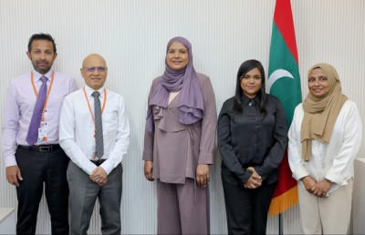 އަމާން ވެށި އަދި އަމާން ހިޔާތަކަށް ދިރާގުން އެހީ ދެނީ