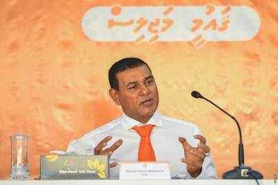 އިޤްތިޞާދީ ހީނަރުކަމުން އަރައިގަންނަން އެންމެން އެކުގައި މަސައްކަތް ކުރަން ޖެހޭ: ސިޔާމް