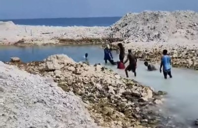 ބަނދަރުގެ މަސައްކަތް ހުއްޓިފައި އޮތުމުން ކުރިނބީ ރައްޔިތުން ނުކުމެ ޓީ-ޖެޓީ ސަރަހައްދު ކޮނެފި