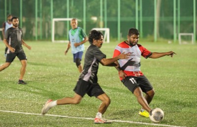 ކުރެންދޫ؛ "ގަދަކޮށްް ގަލޮޅަށް"، ފުޓްބޯޅައިގެ މުހިންމު ރަށެއްކަން ހާމަކޮށްފި