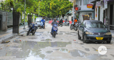 އަމީނީމަގު ހެދުން ލަސްވުން: އެ ސަރަހައްދުގެ ވިޔަފާރިތައް ބޮޑު ގެއްލުމެއްގެ ތެރޭގައި