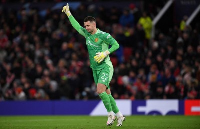 ޔަންގް ބޯއީޒް އިން ޒުވާން ކުޅުންތެރިންނާ އެކު ނުކުތް ޔުނައިޓެޑް ހިފަހައްޓައިފި