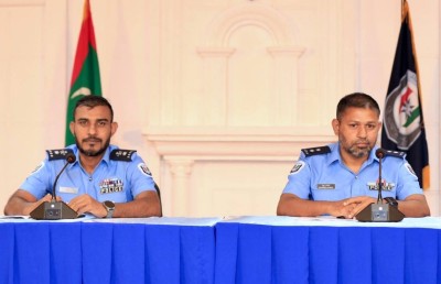 ފައިސާ ނަގަން ސިފައިންގެ މީހާ އޭޓީއެމަށް ގެންދިޔަ ވާހަކައަކީ ދޮގެއް: ޕޮލިސް