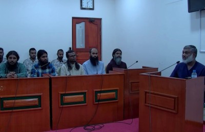 ފަރުވާދެނިކޮށް ނަޝީދުގެ ވިންދު ހުއްޓުނު: ޑރ.ނިޔާފް