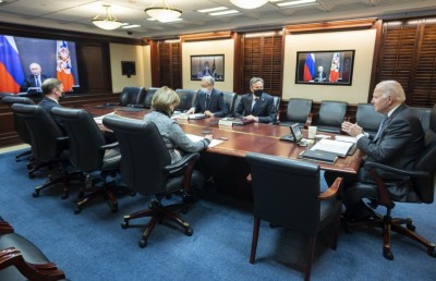 ބައިޑެން ޕުޓިން އަށް: ނަމަނަމަ ޔޫކްރޭނަށް ހަމަލާއެއް ނުދޭތި!