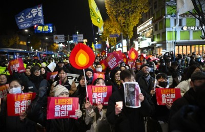 ދެކުނު ކޮރެއާގެ ރައީސް މަގާމުން ދުރެއް ނުކުރެވުނު