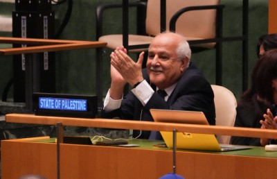 ފަލަސްތީނުގެ ދައުލަތެއް އުފެއްދުމަށް އދ. އިން އާ މަސައްކަތެއް