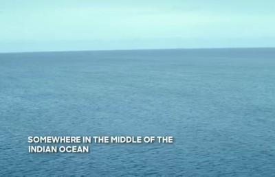ބެއާ ގްރިލްސްގެ ޑޮކިއުމެންޓްރީގައި ރާއްޖެއާ ބެހޭގޮތުން ހުސް ދޮގު