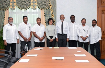 މަސްވެރިންގެ ހުރި ކަންބޮޑުވުންތަކާ އެކު ކެޔޮޅުން ރައީސްގެ އަރިހަށް!