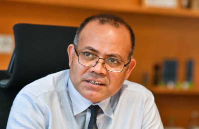 ފެން ހިންދާ ފަމްޕުތަކުގައި މައްސަލައެއް ނެތް، ރަނގަޅަށް މަސައްކަތްކުރޭ: ޝާހު