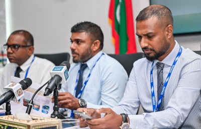 ފެނަކަ އިނދަޖެހިފައި، މުސާރަ ވެސް ދެވޭ ވަރެއް ނޫން!