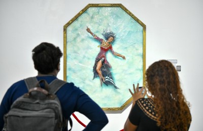 އާޓިސްޓުންގެ ހުނަރާއި ގަލުވަޑާމުގެ ލައިވް އާޓް