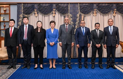 ޗައިނާގެ ސަފީރު، ރައީސްއާ ވަދާއީ ސަލާންކުރައްވައިފި