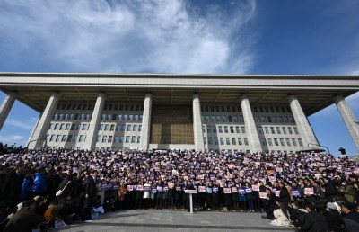 ދެކުނު ކޮރެއާ ކުއްލިއަކަށް ހައިޖާނުވެއްޖެ
