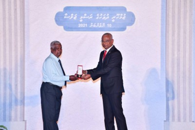 ދައުލަތަށް ދިގު މުއްދަތަކަށް ޚިދުމަތް ކުރި މީހުންނަށް އިނާމު ދޭނީ އަންނަ އަހަރުގެ ފެބްރުއަރީގައި