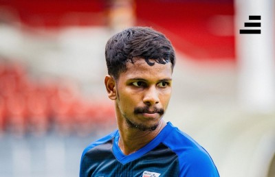 އީގަލްސް އިން އަގުކުޑަކުރުމުން ނިޝާމް އޭދަފުށްޓަށް