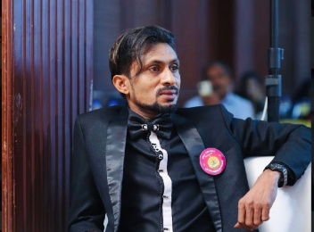 ތައި ސިލްކް ފެޝަން ވީކްގައި ޖާދުގެ ހިތްގައިމު ހެދުންތަކެއް ދައްކާލައިފި