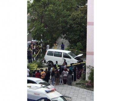 ހުޅުމާލެ ހޮސްޕިޓަލްގެ ވޭނެއް ފްލެޓަކަށް އަރައިފި، ތިން މީހަކަށް އަނިޔާވި