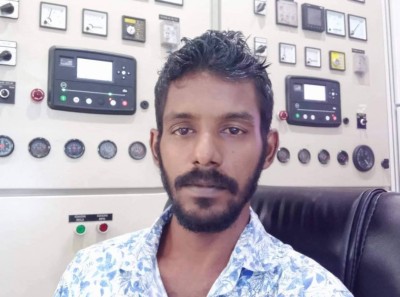 ފައިސަލް ދަން ޖެހުނު ގޮތް ބަލަން ގޮޅިން ނެގި ސާމްޕަލްތައް ތަހުލީލުކުރަނީ