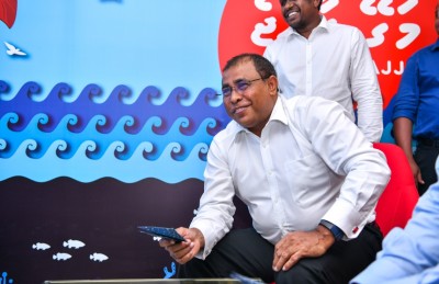 އުރީދޫން އަންނަ އަހަރަށް ހެދި ކަލަންޑަރުގައި ކަނޑުގެ ރީތި ދިރުންތައް
