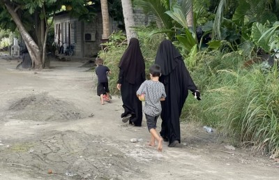 ވިސާއެއް ނެތި ފްރާންސްގެ އާއިލާއެއް ރާއްޖޭގައި 12 އަހަރު