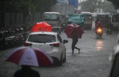 ގަދަ ހޫނުން ފިހެނީ، މޫސުމީ ނުރައްކާ އޮތީ ކުރިއަށް!