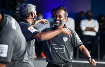 ގައުމީ ބިލިއާޑް މުބާރާތުގެ ޗެމްޕިއަންކަން ހޯދައި ރައީސްގެ ތަށި އީގަލްސް އަށް