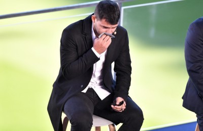 ފުޓުބޯޅަ އަށް ވުރެ ދިރިހުރުން މާ މުހިންމު: އަގުއޭރޯ