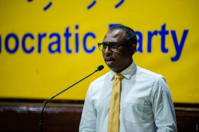 ސަރުކާރުން އެމްޑީޕީގެ ރިޔާސީ ޕްރައިމަރީއަށްވެސް ނުފޫޒު ފޯރުވާނެ: އަލީ އާޒިމް