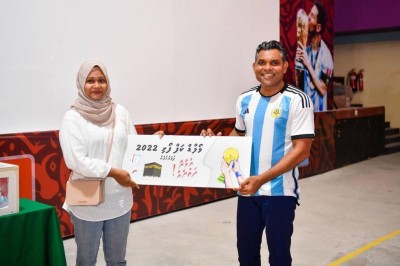 ނައިބު ރައީސްގެ އުމްރާ ދަތުރު ލިބުނީ އެކަމަށް ކެތްމަދުވެފައި ހުރި ކުއްޖަކަށް