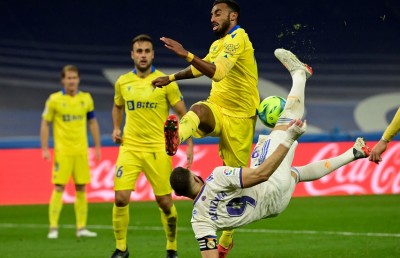 ރެއާލް މެޑްރިޑަށް ކާޑިޒް އަތުން މޮޅެއް ނުވެވުނު