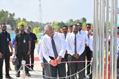 ކޮޅުފުށީގެ ސުނާމީ ބިނާ ރައީސް އިފްތިތާހް ކޮށްދެއްވައިފި