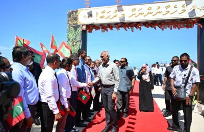 ރައީސް މުއިއްޒު އދ. އަތޮޅަށް ފުރާވަޑައިގެންފި