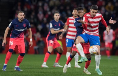 އަށް ޕޮއިންޓުގެ ލީޑަކާ އެކު ރެއާލް މެޑްރިޑް ވިންޓަ ބްރޭކަށް