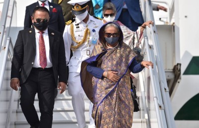 ބޮޑުވަޒީރު ހަސީނާ ރާއްޖެ ވަޑައިގެންފި، ރަސްމީ ބައްދަލުވުންތައް މާދަމާ