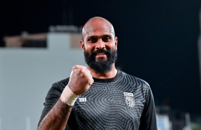 ޕެނަލްޓީން ގުރައިދޫ ބަލިކޮށް ސެމީ ފައިނަލުގައި އޭދަފުއްޓާ ދެކޮޅަށް މާލެ