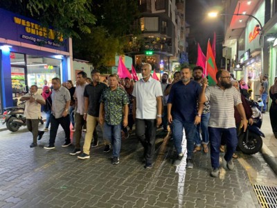 އިދިކޮޅު މުޒާހަރާއިން ރޭ ހައްޔަރުކުރި އެންމެން ދޫކޮށްލައިފި