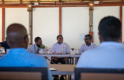 ވ. ތިނަދޫ: ޓޫރިސްޓުންގެ އަދަދު އާބާދީ ފަހަނައަޅައި ހިނގައްޖެ!