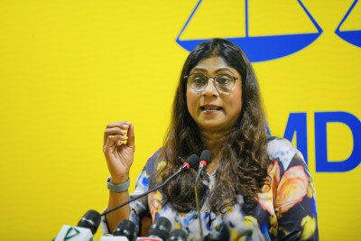 ރިއެކްޓް ނުކުރަން، އަޅުގަނޑުމެންނަކީ ޕްރޯ އެކްޓު ކުރާ ޕާޓީއެއް: މާރިޔާ
