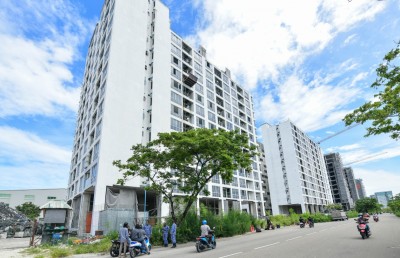 ސިފައިންނާއި ފުލުހުންނަށް ދަޅަ ދައްކާތާ އެތައް އަހަރެއް!