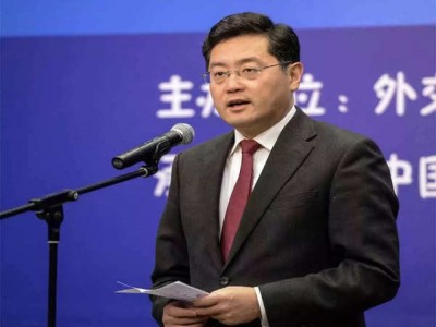 ޚާރިޖީ ވަޒީރުކަމަށް އައުބޭފުޅަކު އައްޔަންކުރުމަކީ ޗައިނާ ހުޅަނގަށް ދޭ ޑިޕްލޮމެޓިކް މެސެޖެއްބާ؟